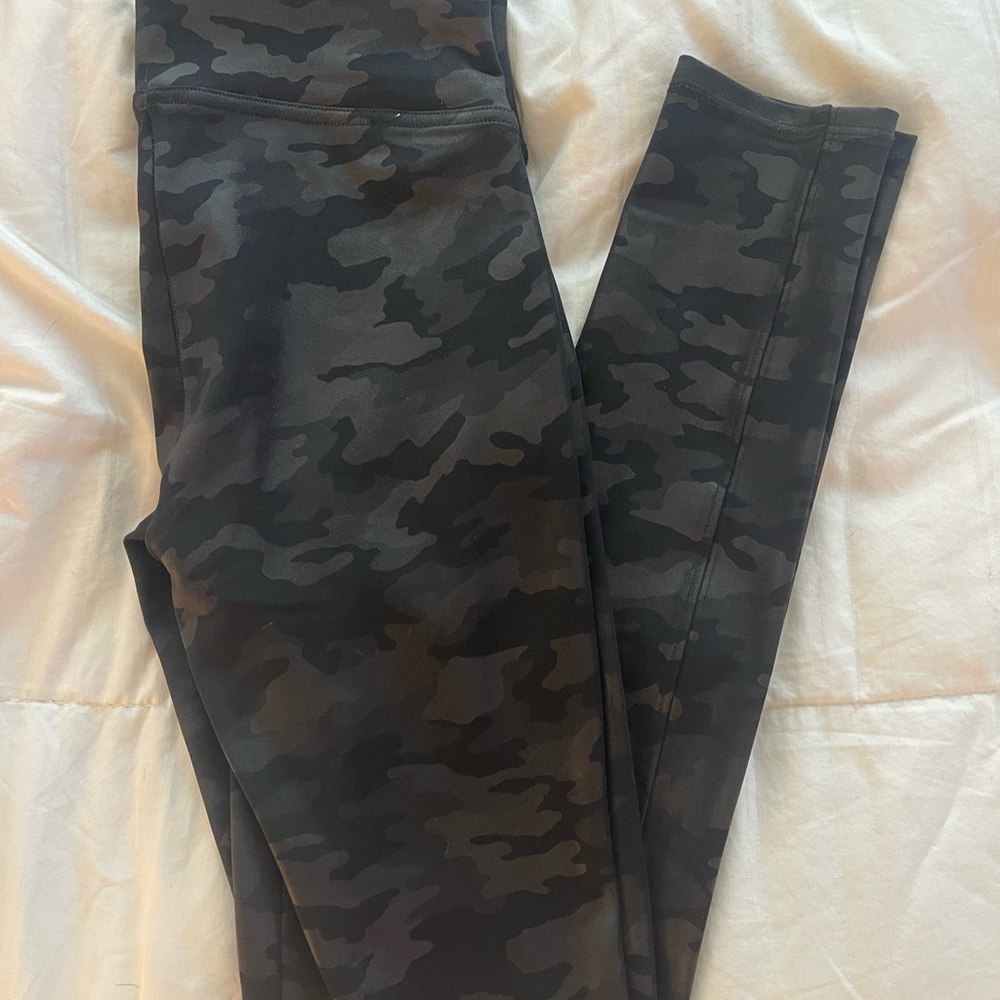 Camo SPANX